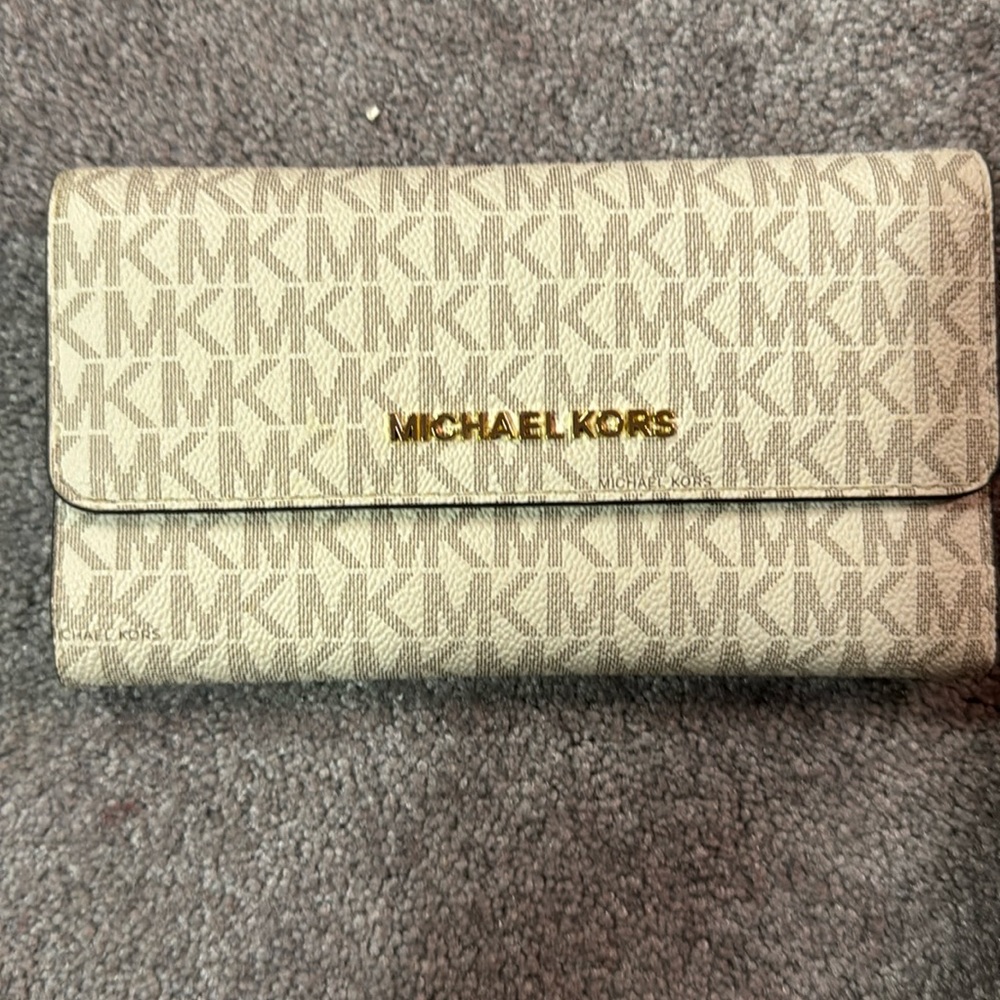 Michael Kor wallet trifold